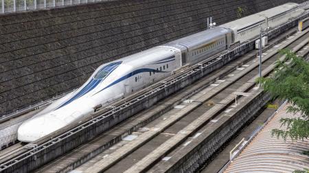 　リニア中央新幹線の試験車（ＪＲ東海提供）