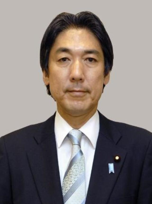 　城内実経済安保相