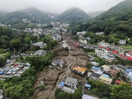　静岡県熱海市で発生した大規模土石流の現場＝２０２１年７月５日（ドローンから）