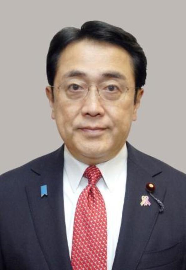 　赤沢亮正経済再生相