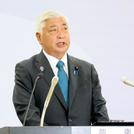 　記者会見する中谷防衛相＝５日午前、防衛省