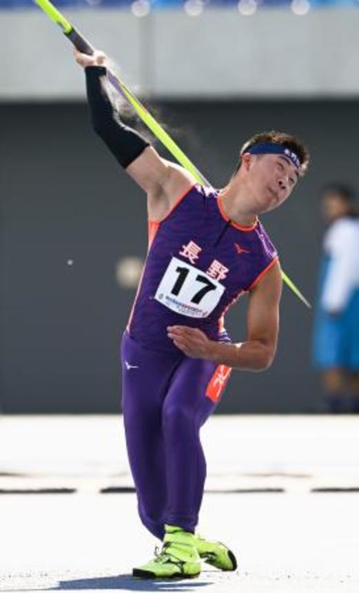 　少年男子Ａやり投げで優勝した内藤馨＝カクヒログループアスレチックスタジアム