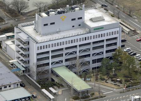 　大阪府泉佐野市役所＝２０２４年（共同通信社ヘリから）