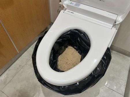 　キガの「コンポストイレ」の使用イメージ＝宇都宮市