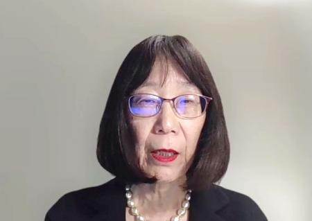 　オンライン記者会見するＩＣＣの赤根智子所長＝２７日