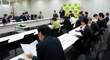 　日本維新の会の規制改革調査会＝２２日午後、国会