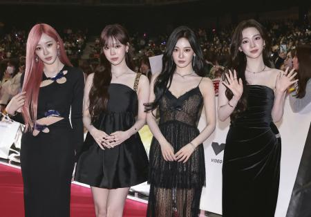 　４人組ガールズグループ「ａｅｓｐａ」