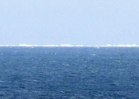 　北海道紋別市の展望施設「オホーツクタワー」から観測された流氷＝２５日午後（市提供）