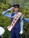 　京都・南署の一日署長に就任した俳優の前田敦子さん＝１７日午前、京都市南区