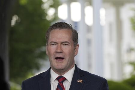 　米ホワイトハウスでインタビューに応じるウォルツ大統領補佐官＝５月、ワシントン（ＡＰ＝共同）