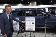 　トヨタ自動車の安全への取り組みについて説明する自動運転開発責任者の鯉渕健氏＝２６日、米ジョージア州アトランタ（共同）
