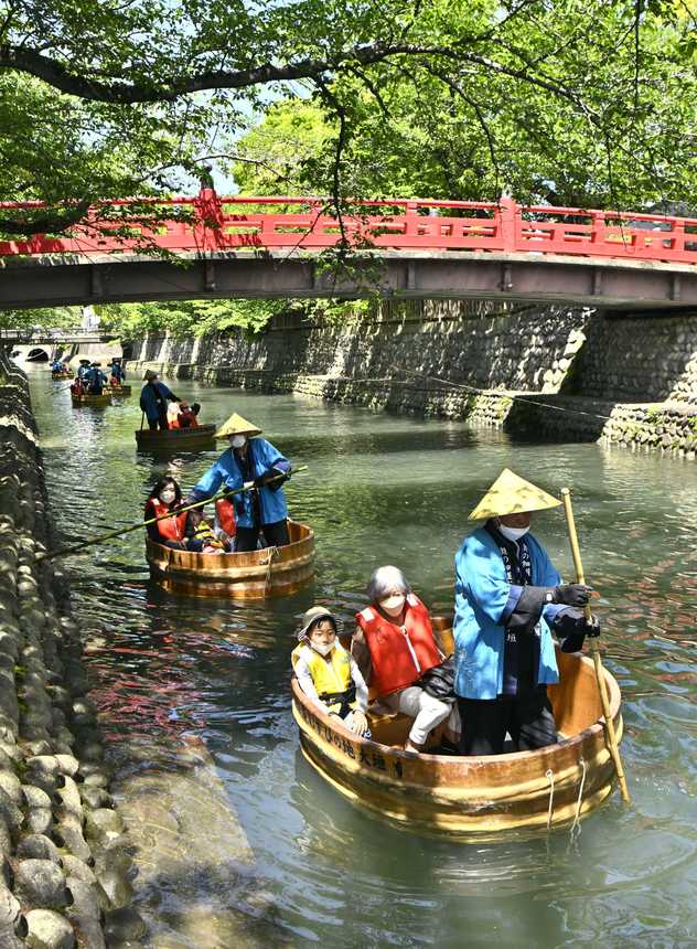 ゆらゆら 人気 たらい舟で川下り 水都 大垣市 岐阜新聞web