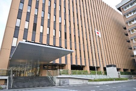 　山梨県警本部＝２０２０年