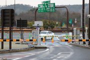 ETCのシステム障害のため閉鎖された五斗蒔スマートインターチェンジ＝６日午前９時、岐阜県土岐市