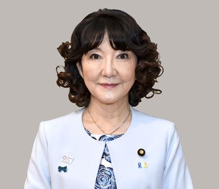 　片山さつき財務相