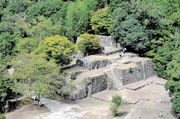 オペラコンサートのステージとなる大矢倉跡＝中津川市苗木、苗木城跡