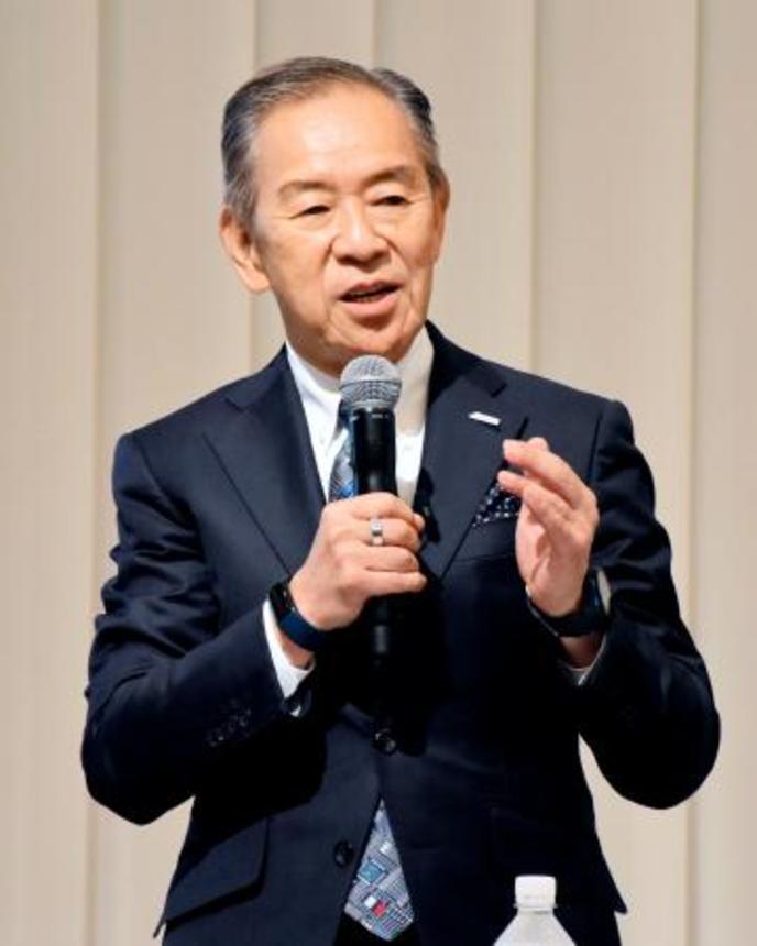 　記者会見するラピダスの小池淳義社長＝１８日午前、北海道千歳市