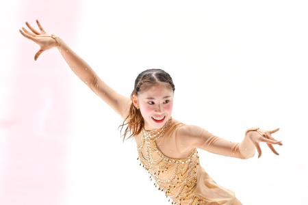 　女子ＳＰ　演技する住吉りをん＝田中貴金属アイスアリーナ