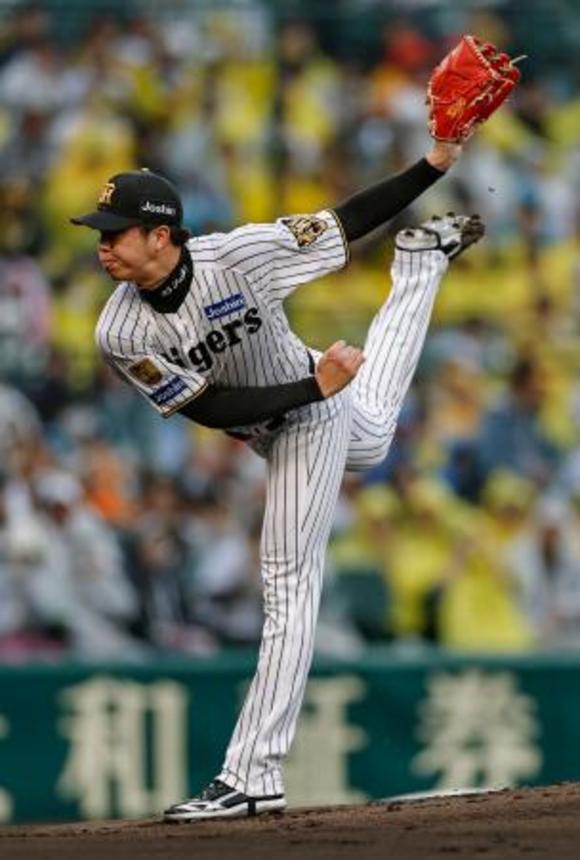 　３勝目を挙げた阪神・才木＝甲子園