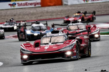 　自動車の世界耐久選手権シリーズ第７戦で優勝したトヨタ８号車＝１８日、スペイン・バルセロナ（ゲッティ＝共同）