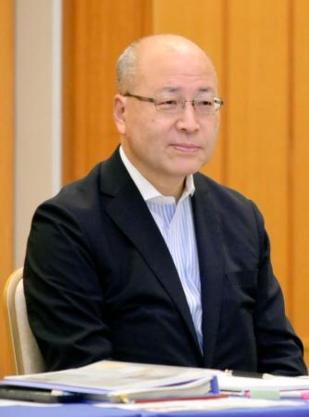　津市で講演する日銀の高田創審議委員＝３日午前