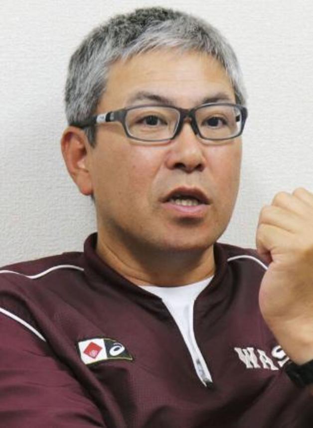 　早大野球部の小宮山悟監督