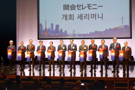 　「日韓交流おまつり２０２６　ｉｎ　Ｔｏｋｙｏ」の開会式＝２５日午前、東京都新宿区の韓国文化院