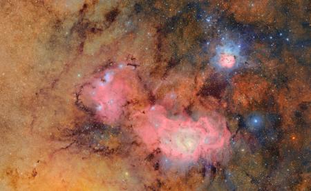 　ベラ・ルービン天文台が撮影した画像。地球から数千光年離れた星雲（中央）などが鮮やかに写し出されている（ＮＳＦ―ＤＯＥ　Ｖｅｒａ　Ｃ．　Ｒｕｂｉｎ　Ｏｂｓｅｒｖａｔｏｒｙ提供）