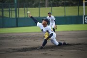 岐阜第一×多治見工＝力投する多治見工の先発伊藤＝大野