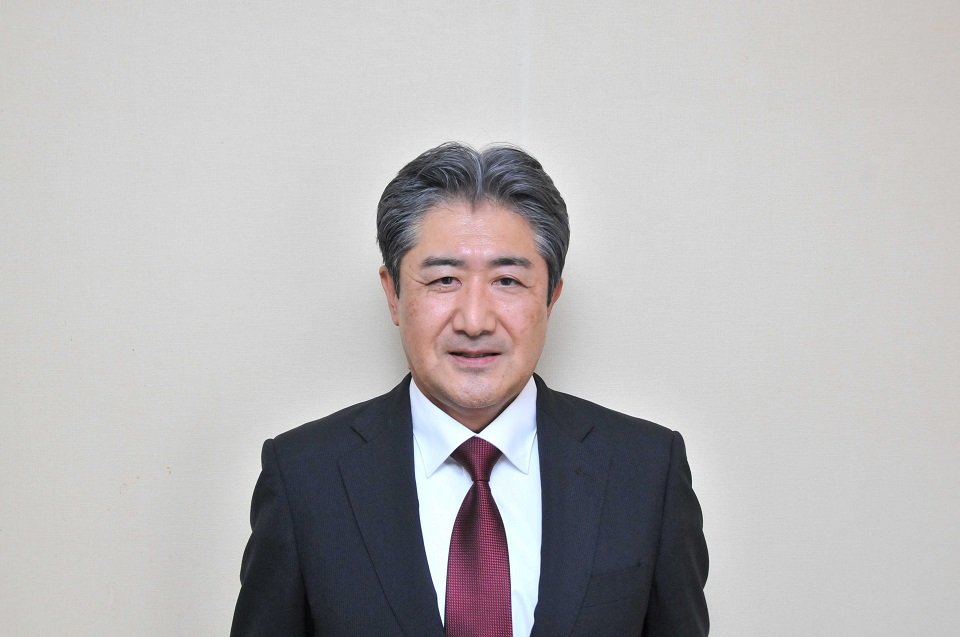 三輪知生氏