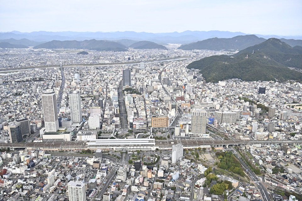 岐阜市内（本社契約ヘリから）