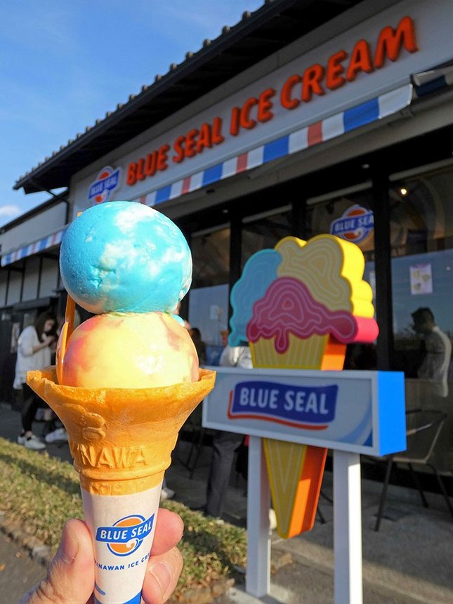 ３日にオープンするブルーシールアイスクリーム公式店＝岐阜市西材木町