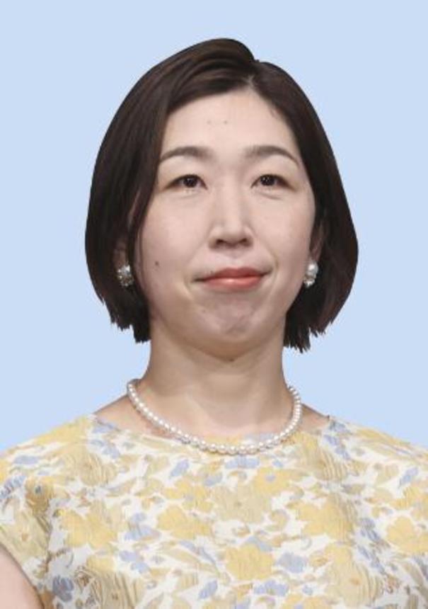 　荒木絵里香氏