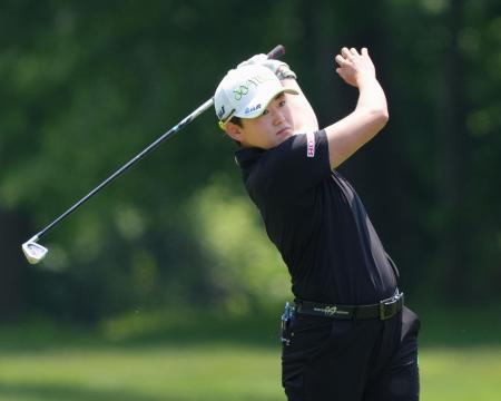 　第３ラウンド、通算５アンダーで２４位の岩井明愛＝ブライズフィールドＣＣ（共同）