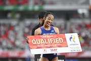 陸上の日本選手権で、前日の女子１００メートルに続き女子２００メートル決勝も制しアジア大会切符を手にする井戸アビゲイル風果＝１４日午後、パロマ瑞穂スタジアム（撮影・堀尚人）