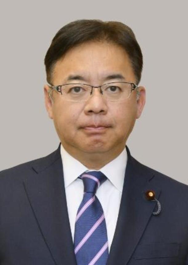 　上野賢一郎厚労相