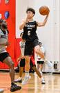 　若手主体のＮＢＡロケッツとの練習試合でプレーするＢリーグ選抜の加藤＝ラスベガス（（Ｃ）Ｂ．ＬＥＡＧＵＥ・共同）