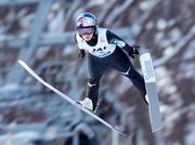 　予選で飛躍する高梨沙羅＝大倉山