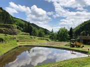 自然豊かな山里にあるネオナチュラルの母袋有機農場＝郡上市大和町