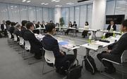 　最低賃金の２０２６年度改定額の目安を決めた審議会の小委員会＝７月２８日、東京都港区