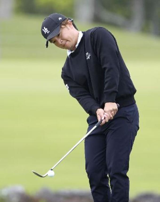 　第２日、通算１３アンダーで首位の香妻陣一朗＝ＭＺ・ＧＣ