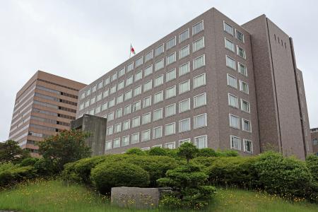 　札幌地裁＝１２日午前