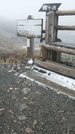 今季初めての積雪が観測された乗鞍岳＝６日午後、高山市丹生川町（乗鞍スカイライン管理事務所提供）