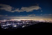 池田山から望む濃尾平野の夜景＝揖斐郡池田町