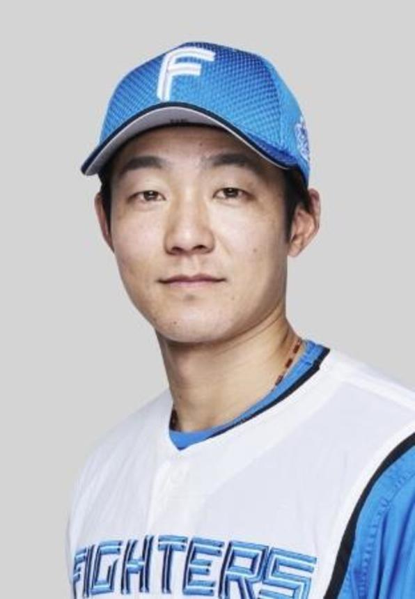 　石井一成内野手