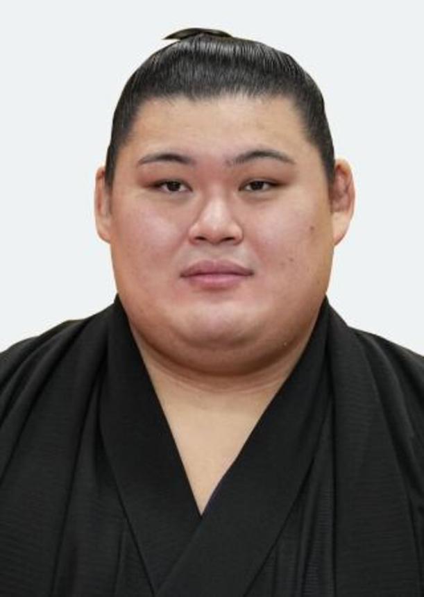 　大の里