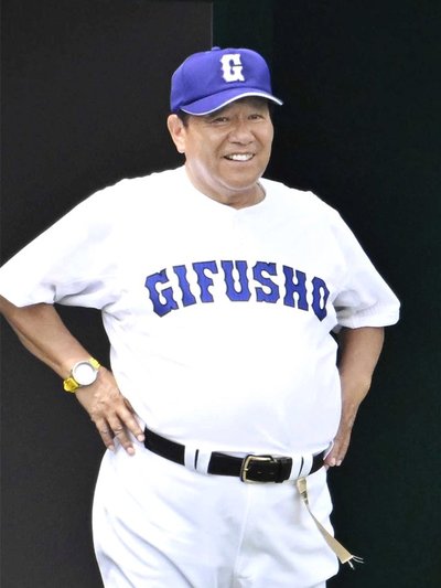 鍛治舎巧監督