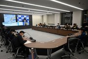 岐阜県内の被害発生状況を確認した県の本部員会議＝県庁