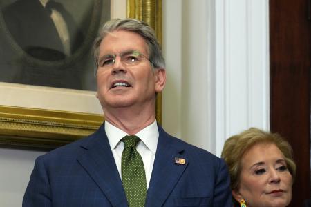 　ホワイトハウスでの公式行事に出席するベセント米財務長官＝７月、ワシントン（ＡＰ＝共同）