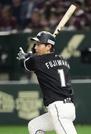 　３回ロッテ１死二、三塁、藤原が左前に適時打を放つ＝東京ドーム
